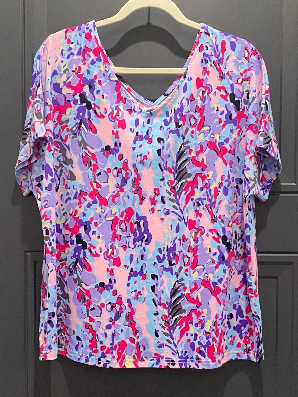 Oversized Women’s V-Neck Short Sleeve Top in Purple Multi Floral Print